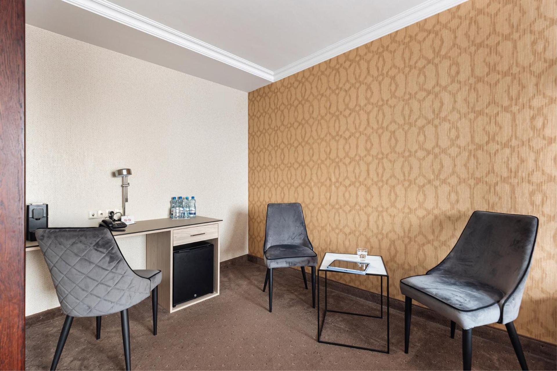 ביאליסטוק Hotel Podlasie מראה חיצוני תמונה